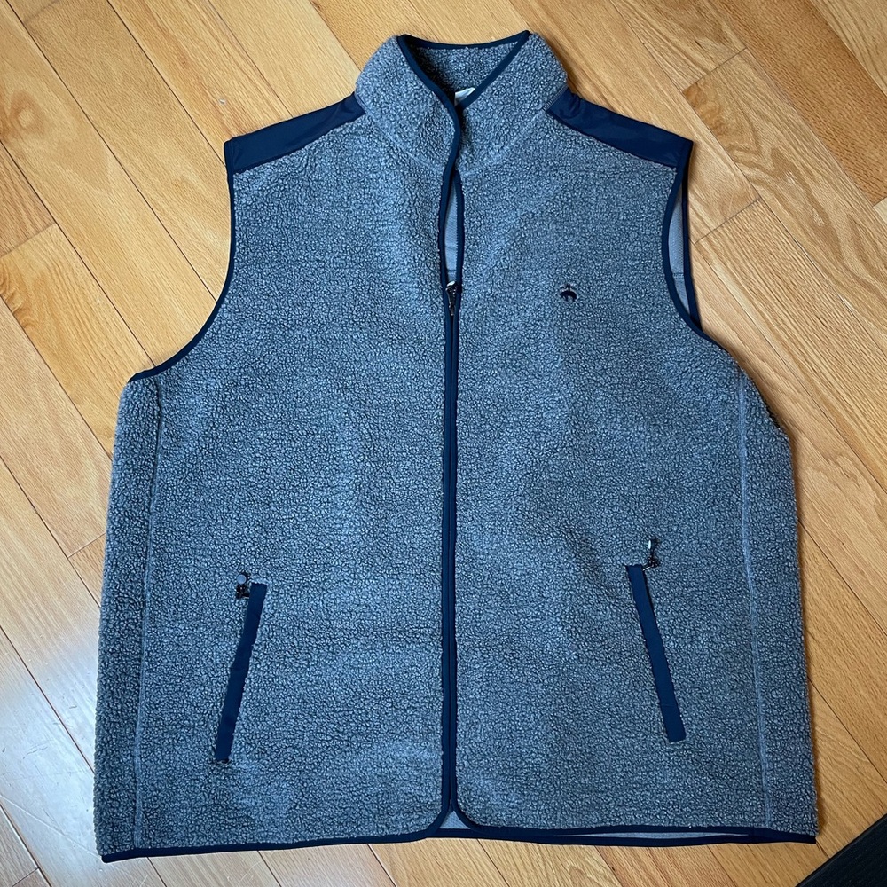 Brooke Brothers Gray and Navy Sherpa Vest